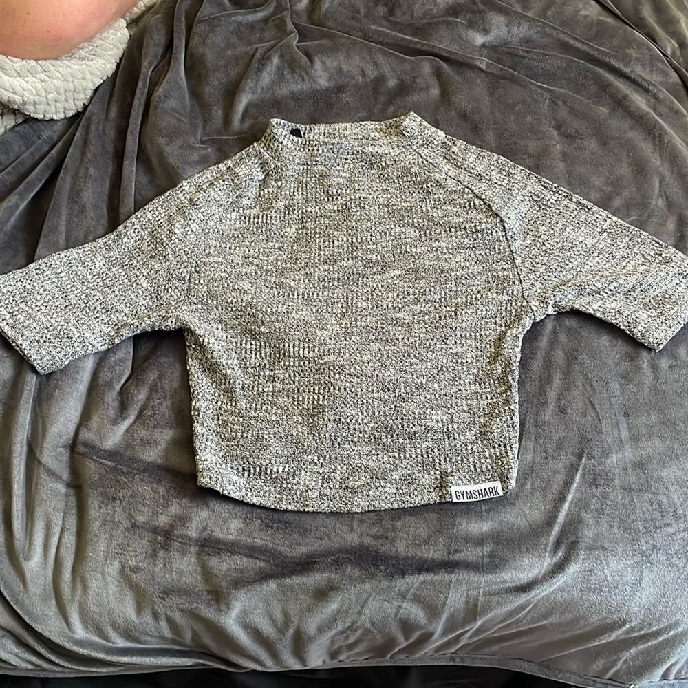 Gymshark slounge crop shirt